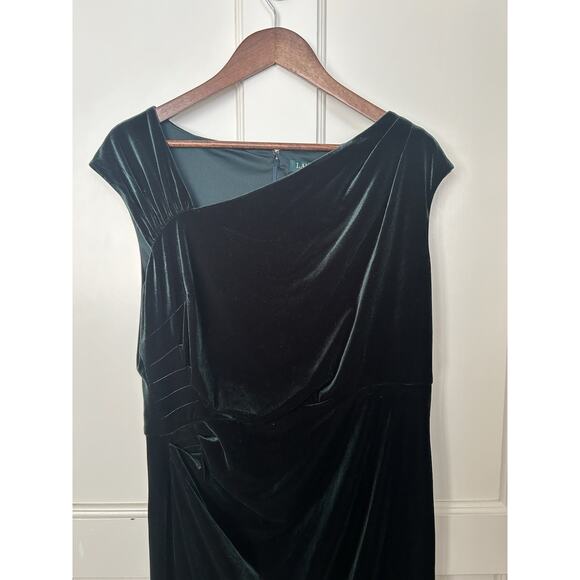 Lauren Ralph Lauren Velvet Ruched Waist Sheath Dress Womens Size 16 Green NWT - Picture 2 of 9